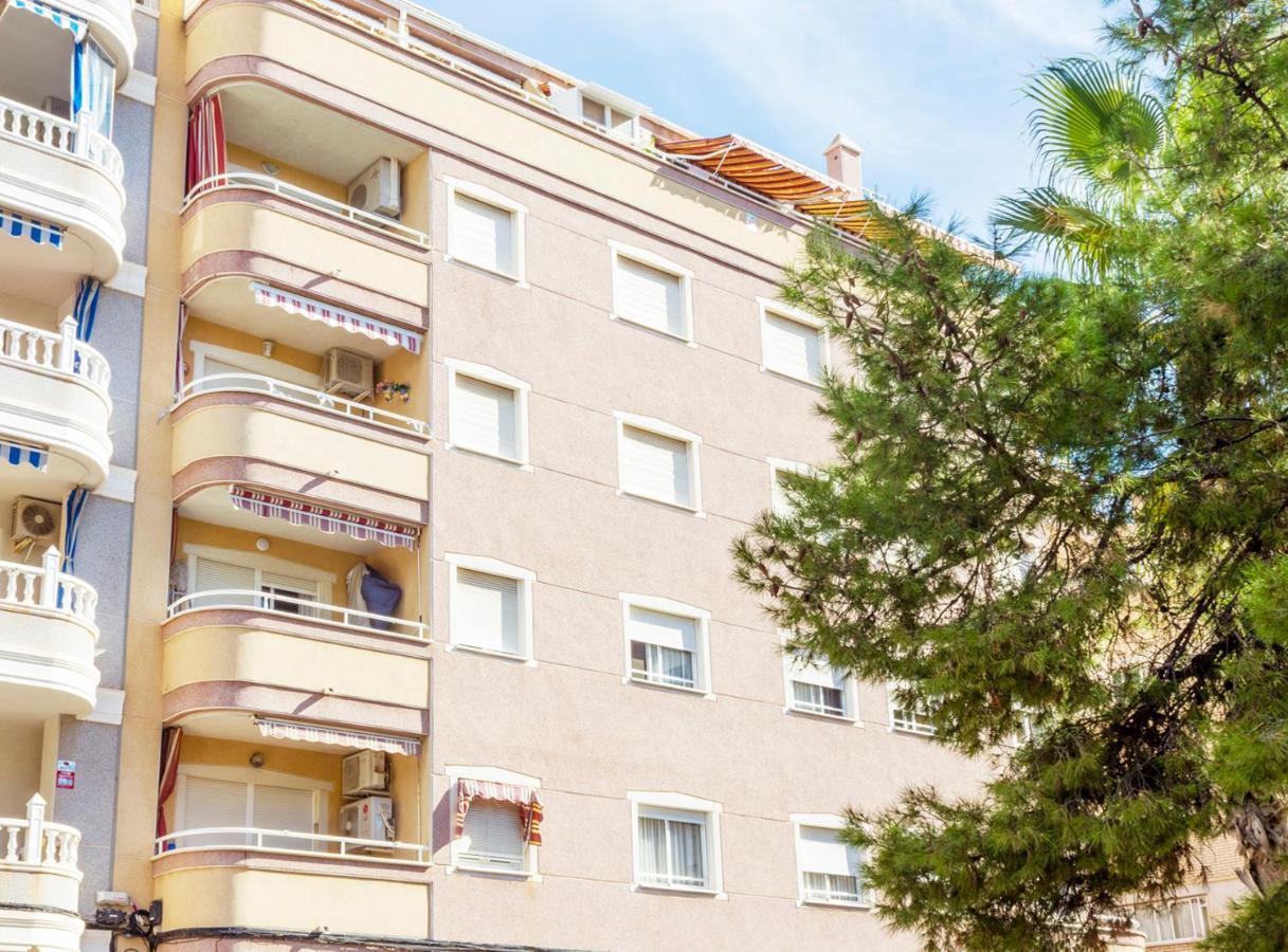 Apartamento Pink Sweet Home Torrevieja Bagian luar foto