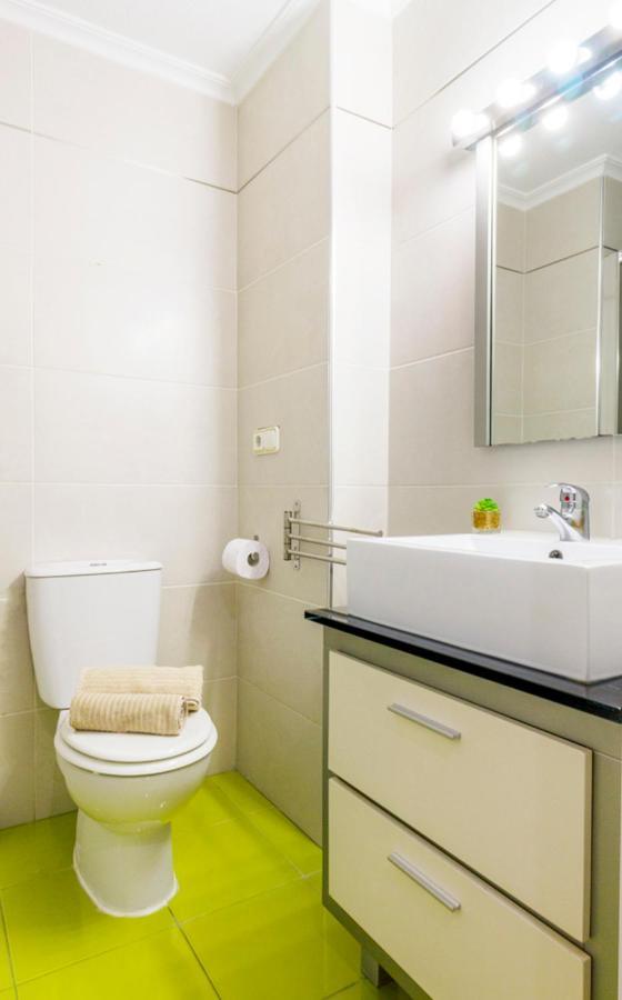 Apartamento Pink Sweet Home Torrevieja Bagian luar foto