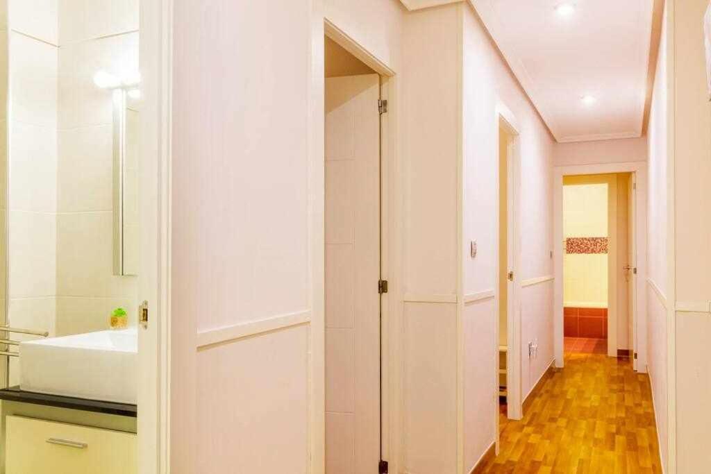 Apartamento Pink Sweet Home Torrevieja Bagian luar foto