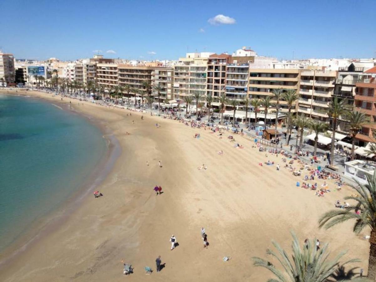 Apartamento Pink Sweet Home Torrevieja Bagian luar foto